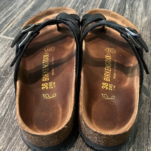 38 Mayari - Picture 3 of 5